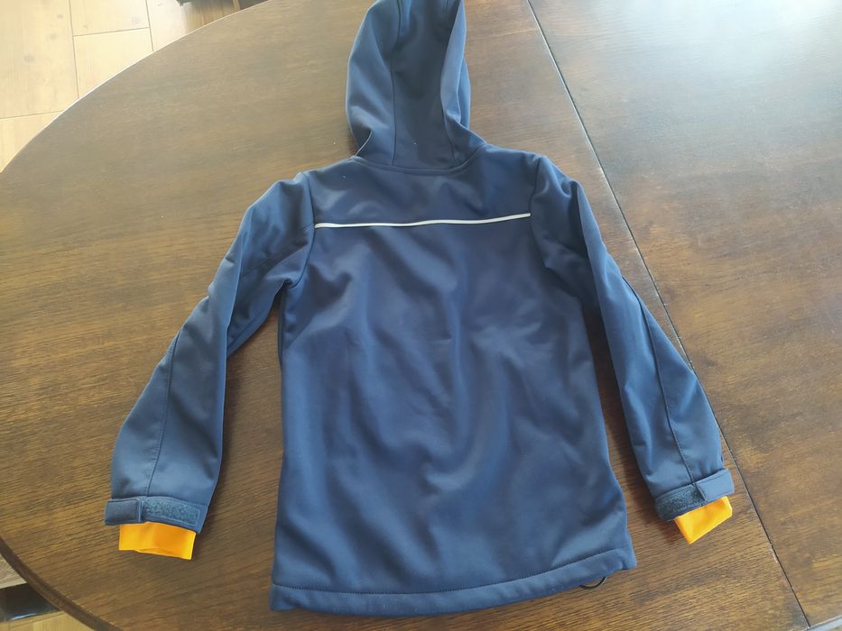 Kurtka softshell dla chłopca 110/116