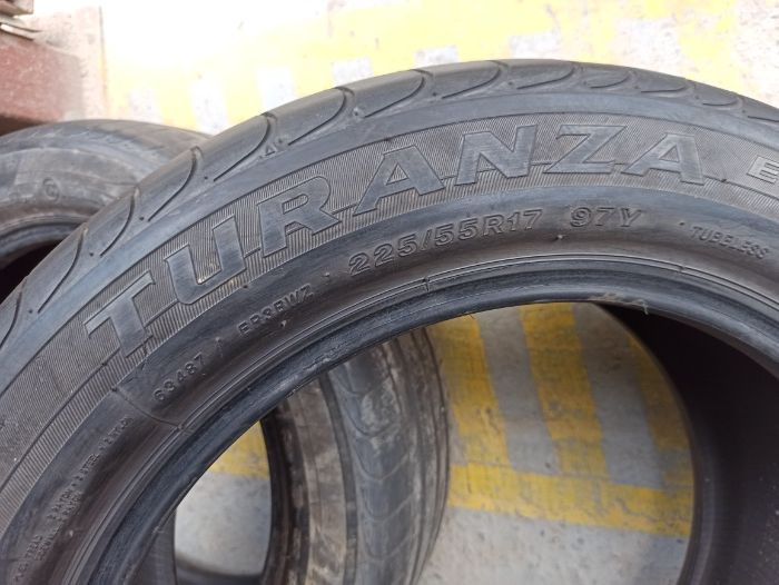 Продам ПАРУ 225/55 R17 Bridgestone Turanza ER300