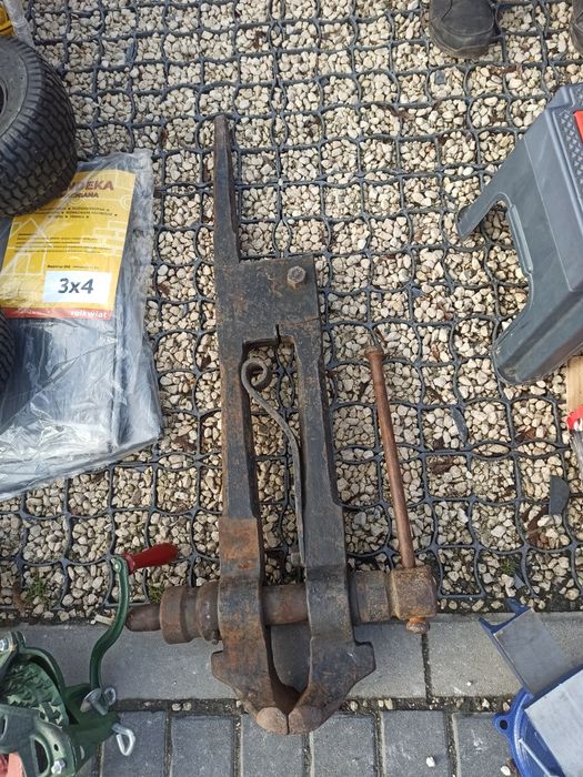 Sprzedam imadło kowalskie