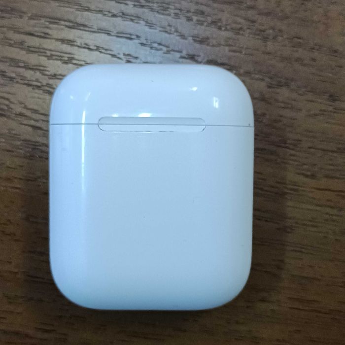 Кейс до Airpods 2 покоління, оригінал (A1602), Б/В