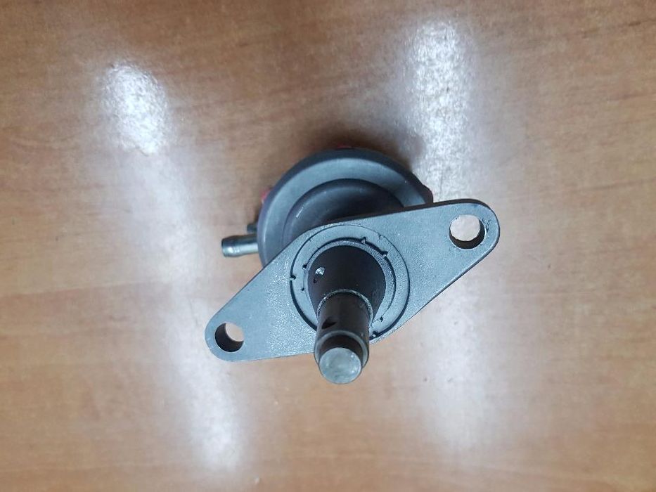 Pompka paliwowa Deutz 1011