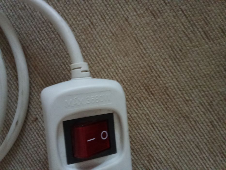 Extensão Tripla Branca