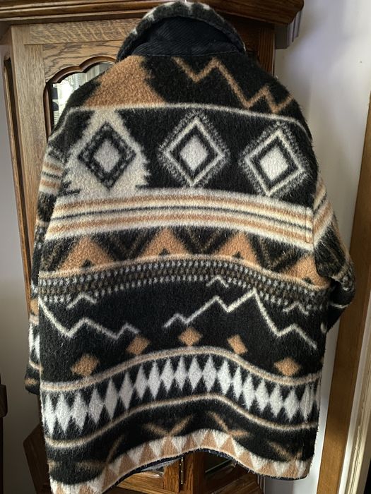 Kurtka damska ze wzorem azteckim rozm 40