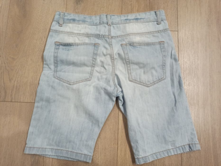 Męskie jeansowe szorty Reserved W30