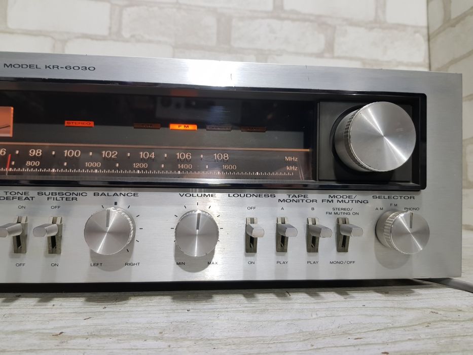 Стерео ресивер KENWOOD KR-6030,*2x110 Вт, б/у з Німеччини
