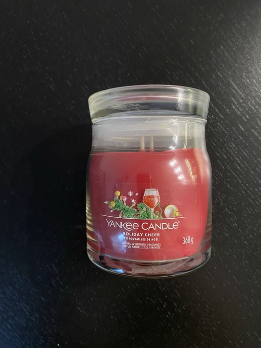 Yankee Candle świeca Holiday Cheer 368g