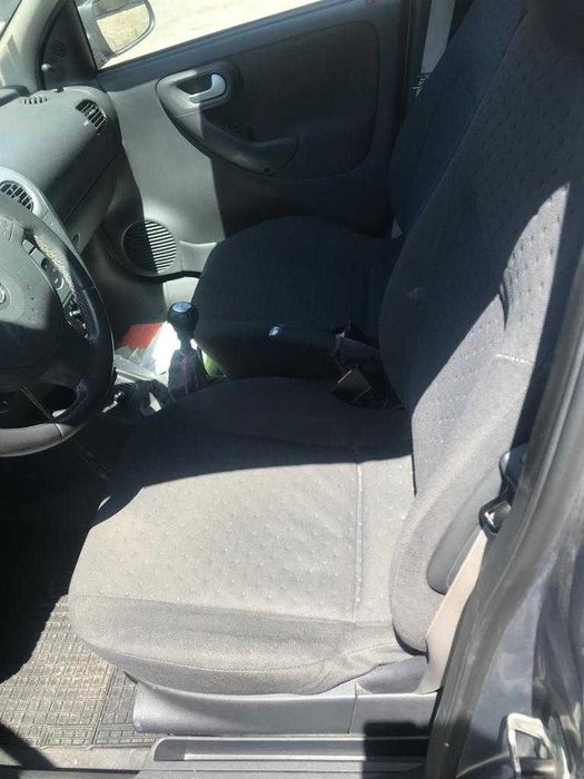 Opel corsa C 12 16 V Ano 2004