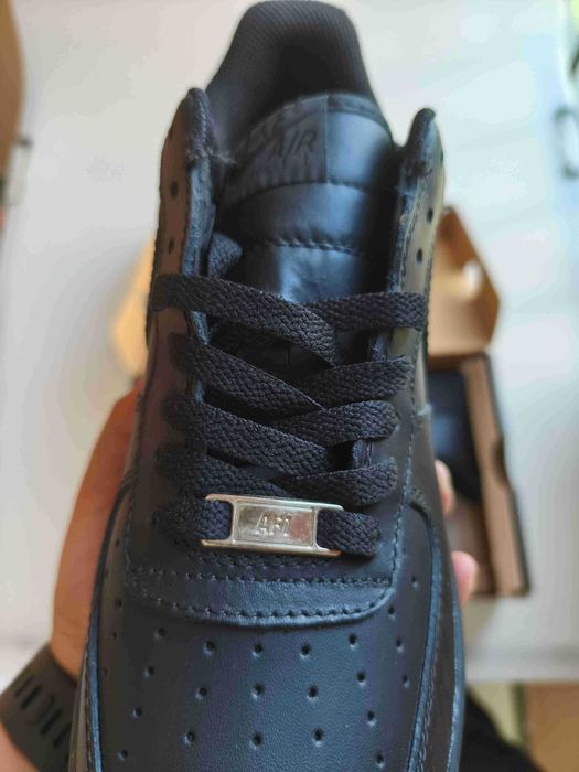 Nike, damskie czarne trampki, rozmiar 40