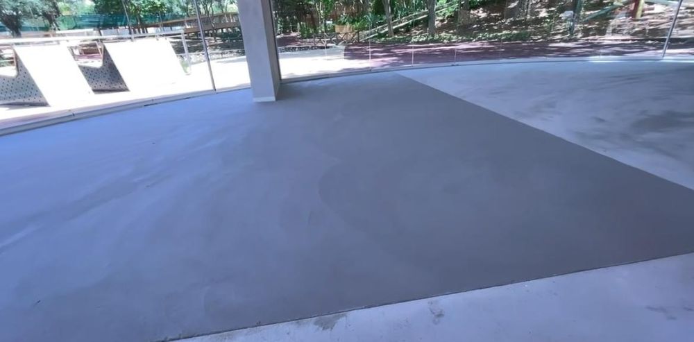 I apply microcement476059653133445123