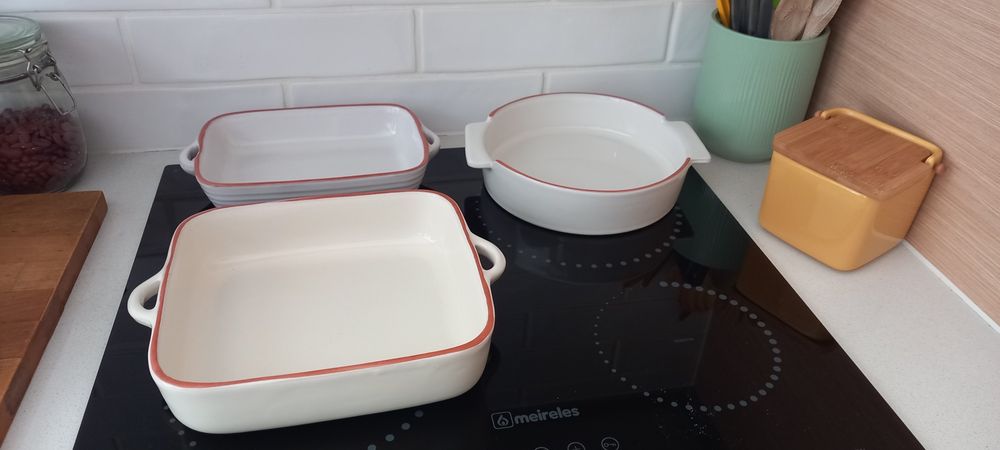 Jarras e taças loiça ao kilo