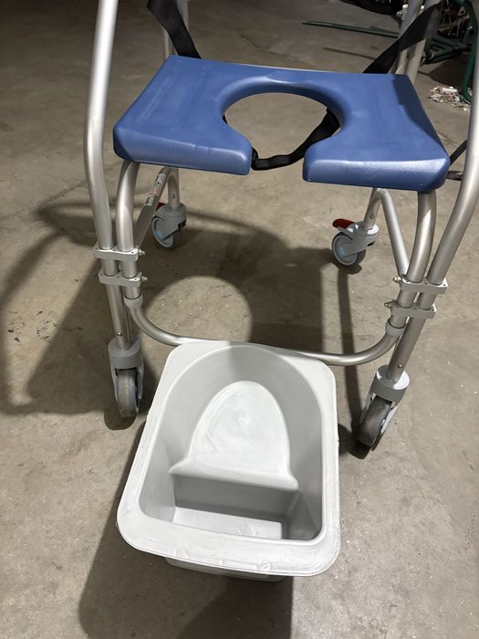 Cadeira de Banho/Sanitária ORTHOS XXI PACIFIC – Nova – 125 kg