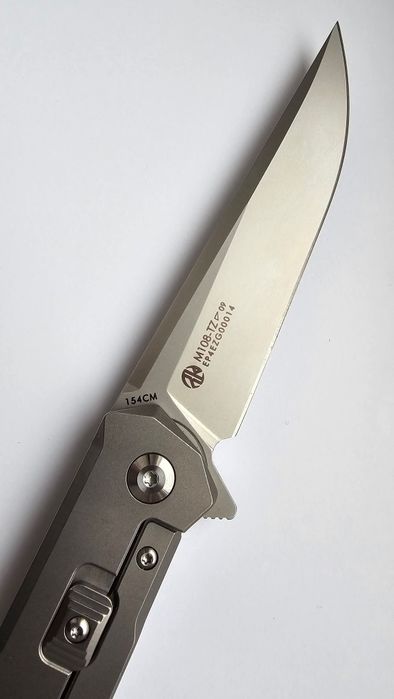 Ruike M108 Folder