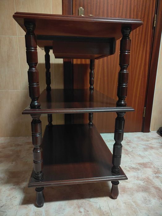 Mesa apoio, mogno maciço