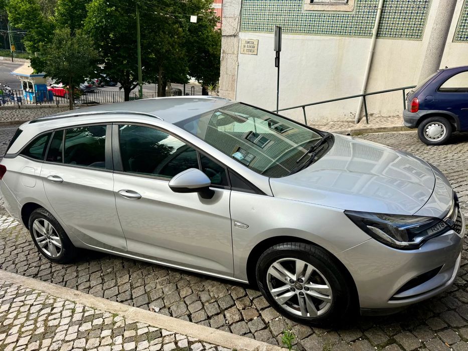 Opel Astra Sports Tourer