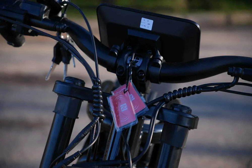 НОВИНКА 2026! Електровелосипед Corso Komodo 20 1200W,60V21AH -Червоний