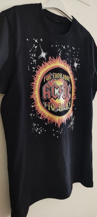 T-shirt da banda ACDC