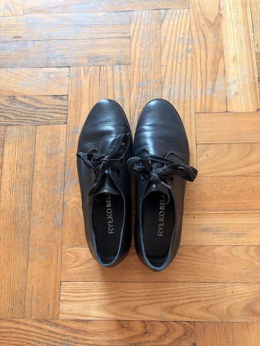 Buty skórzane Ryłko - kolor czarny, rozmiar 36