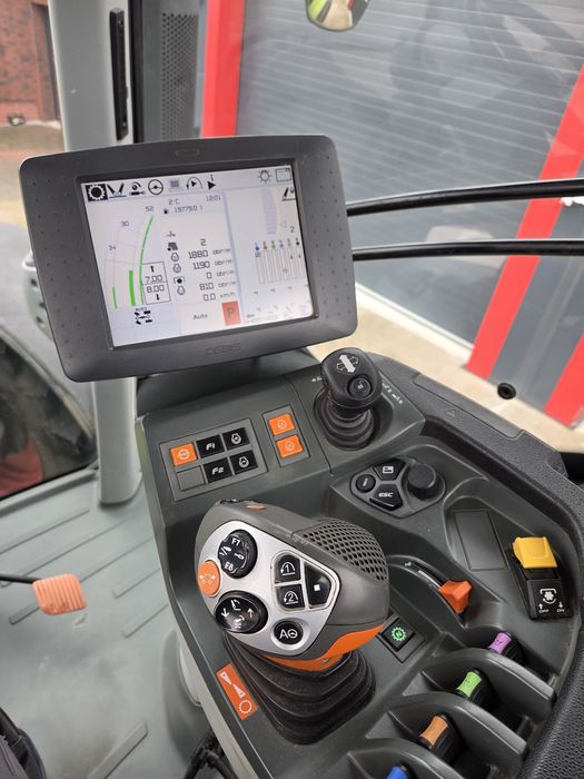 Claas Axion 920 Cmatic