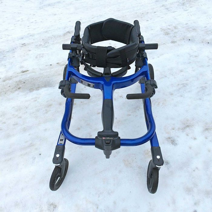 Задньопорні ходунки для дітей із ДЦП Rifton Dynamic Pacer Gait Trainer