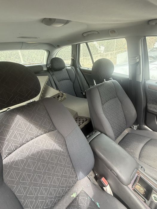 Mercedes-Benz C220 CDI Station (W203) Para Peças