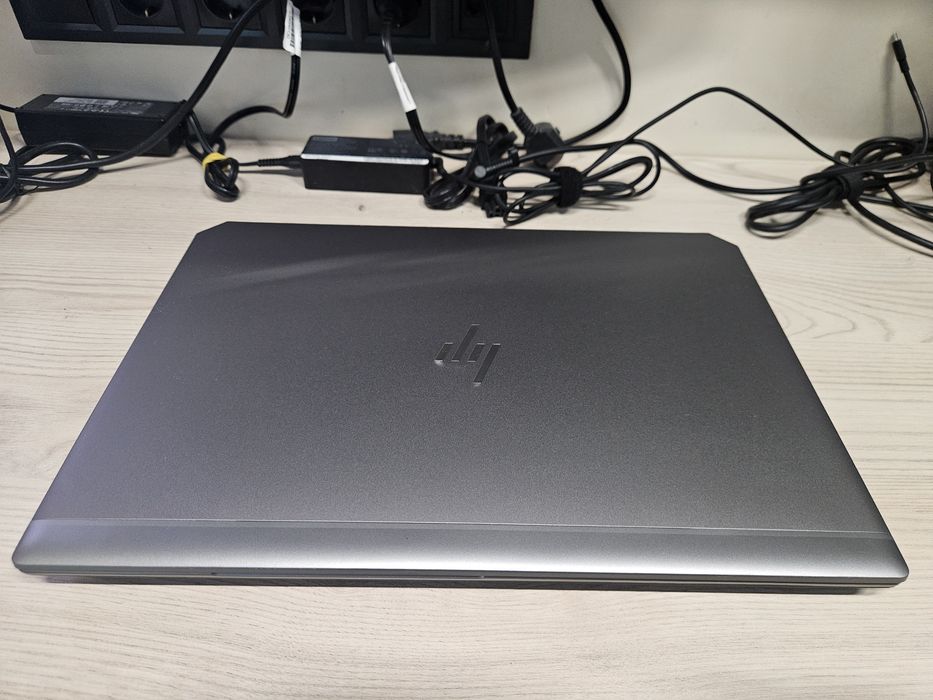 Игровой HP Zbook 15 G6 i7-9850H/32Gb DDR4/SSD 512Gb/Nvidia T2000 4Gb/15.6" IPS