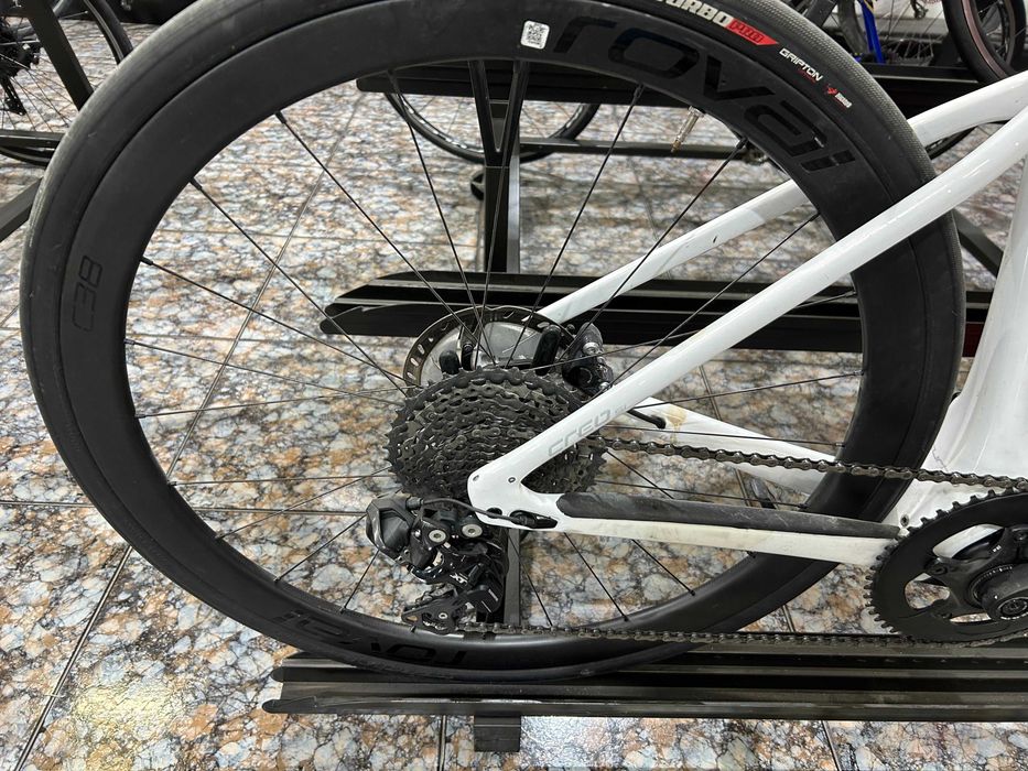 Bicicleta Specialized Turbo Creo SL Expert Carbon e-road bike