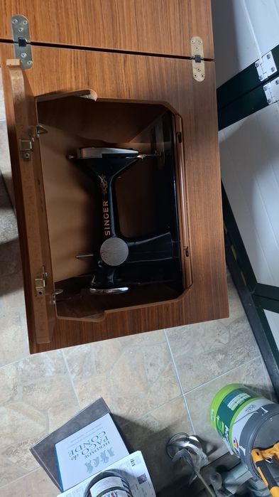 Máquina de costura Singer