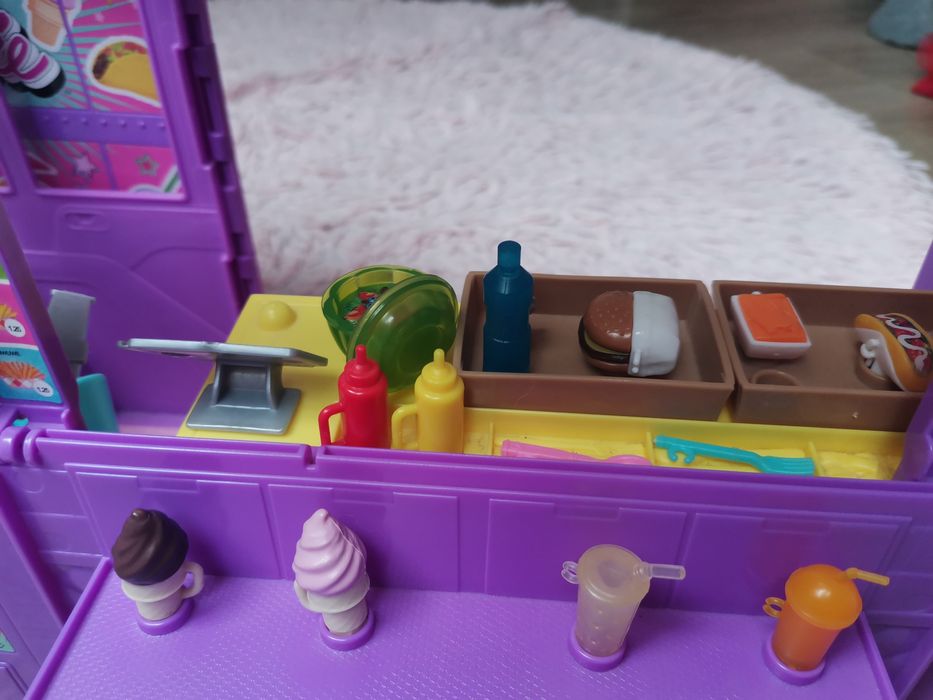 Foodtruck Barbie fastfood
