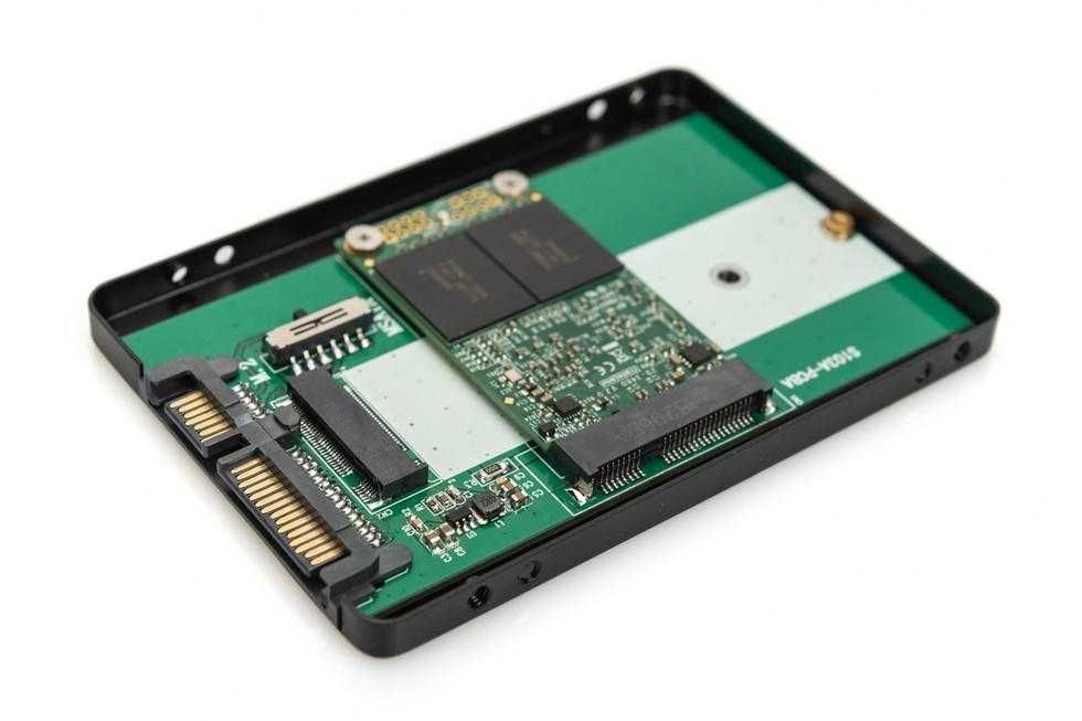 Adapter dysku SSD M.2 SATA/mSATA do 2,5" Digitus DA-71118  aluminiowy