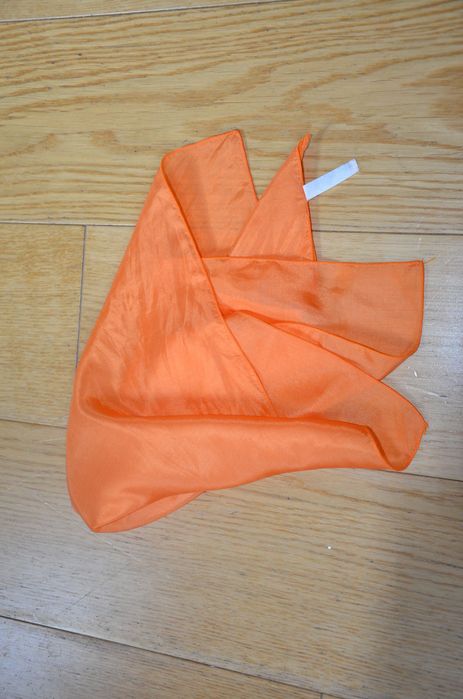 43x41 chusta apaszka pomarańcz 100% silk jedwab