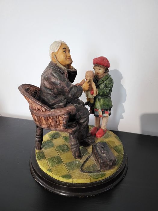 Figurka Doktor i Lalka