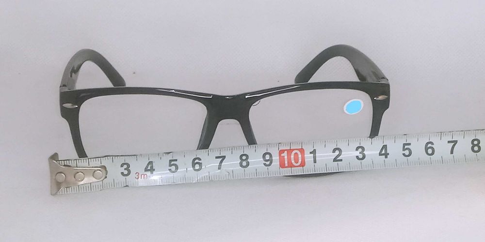 Okulary korekcyjne plus 4 dioptry i GRATIS