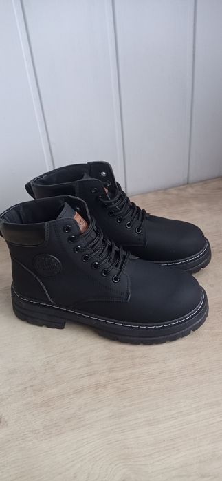 Buty wysokie 41-26 cm