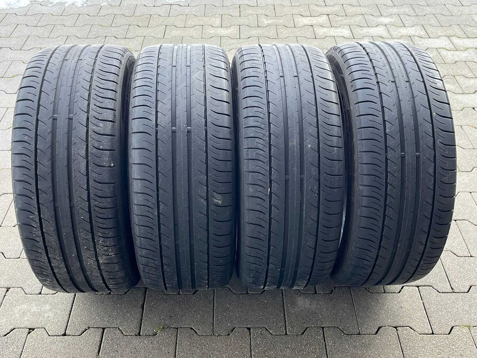 4x Dunlop SP Sport Maxx 050 235/45R18 94 Y