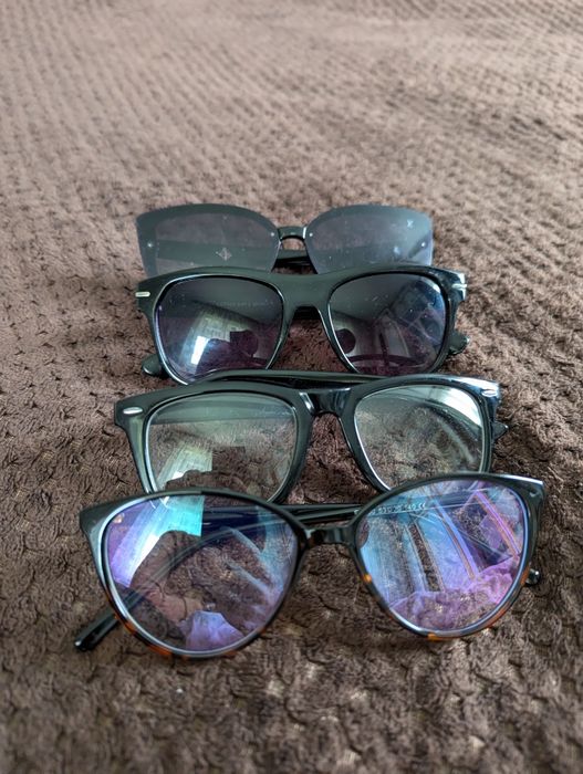 Сонцезахисні окуляри. Очки. Окуляри.