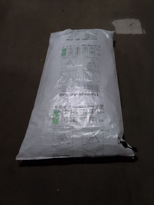 Продам величезні мішки .