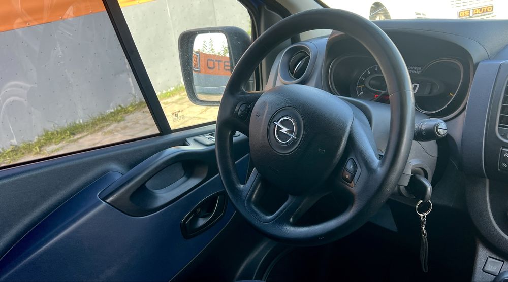 Opel Vivaro 2016