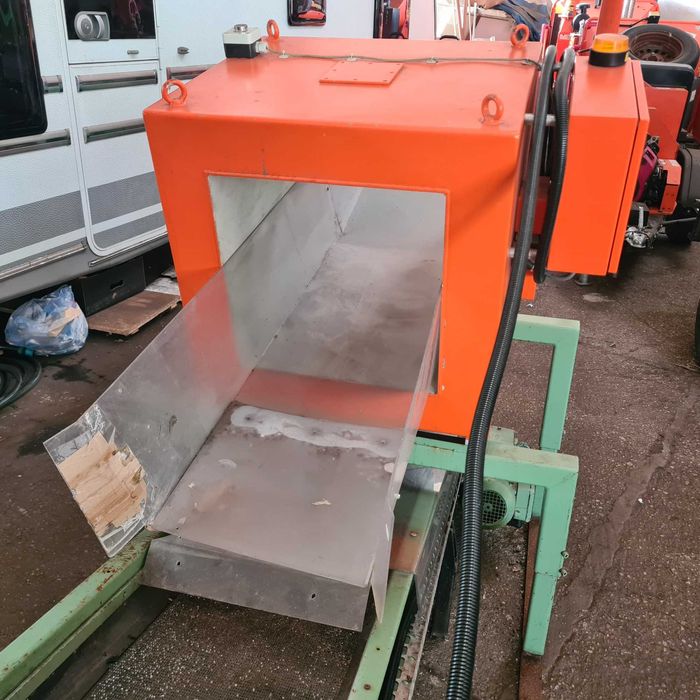 Detektor wykrywacz metalu metali kolorowego S+S