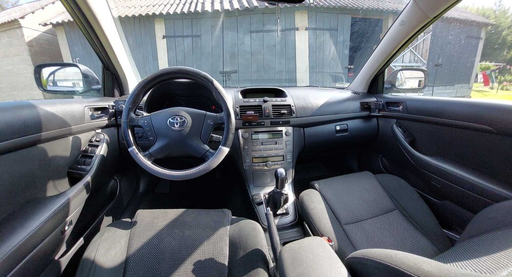 Toyota avensis t25