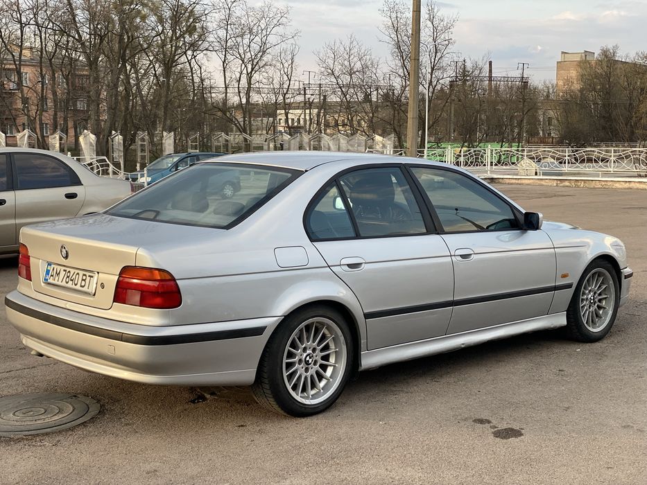 В продаже бмв е39 3.0