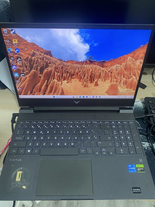 Portable Gaming PC490373615694663680