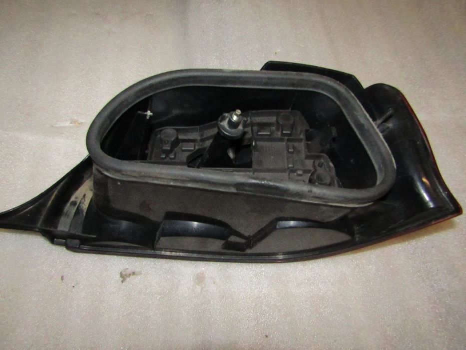 Farolim tras Citroen Saxo ano 2001 (ver fotos)