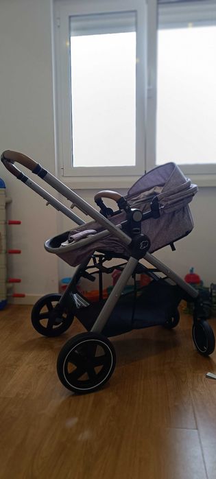 Carrinho Bebé Confort Zélia + Ovo Pebble Plus