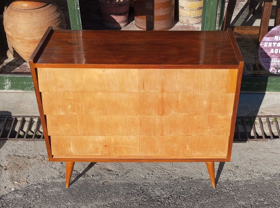 Cómoda vintage anos 60/70
