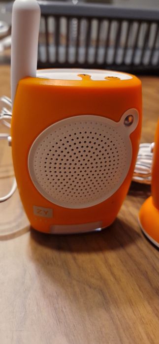 Walkie talkie zippy