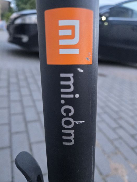 Xiaomi Mi Electric Scooter Essential