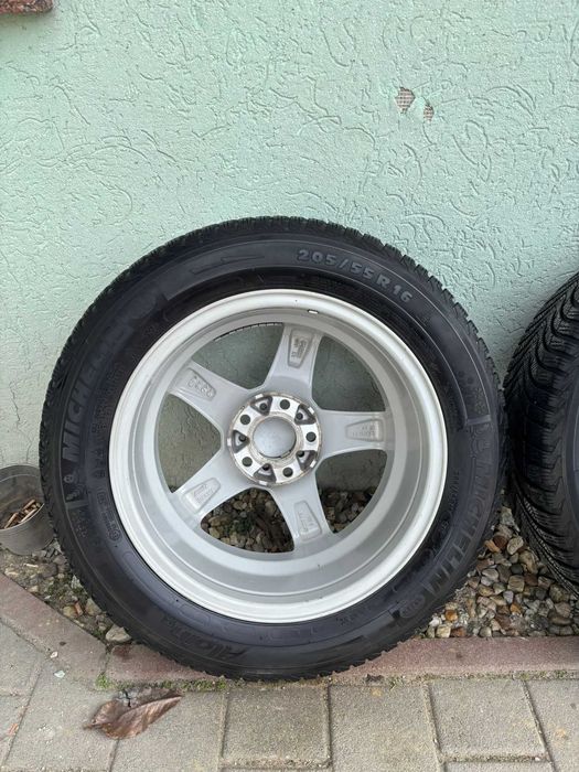 Sprzedam 2 Komplekta opon + Felgi 5x112