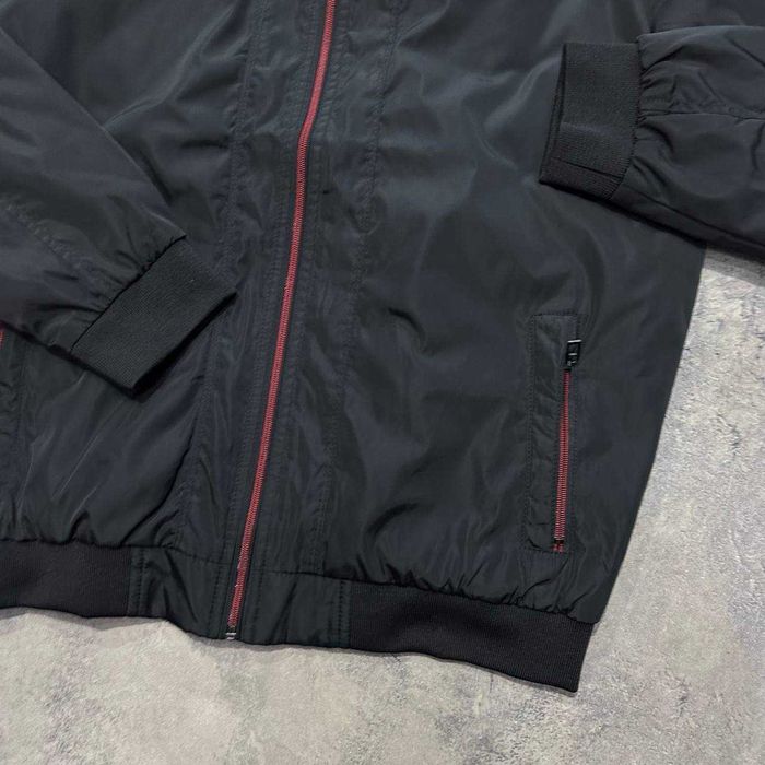 Чорна чоловіча вітровка Hugo Boss(розмір-XXL)