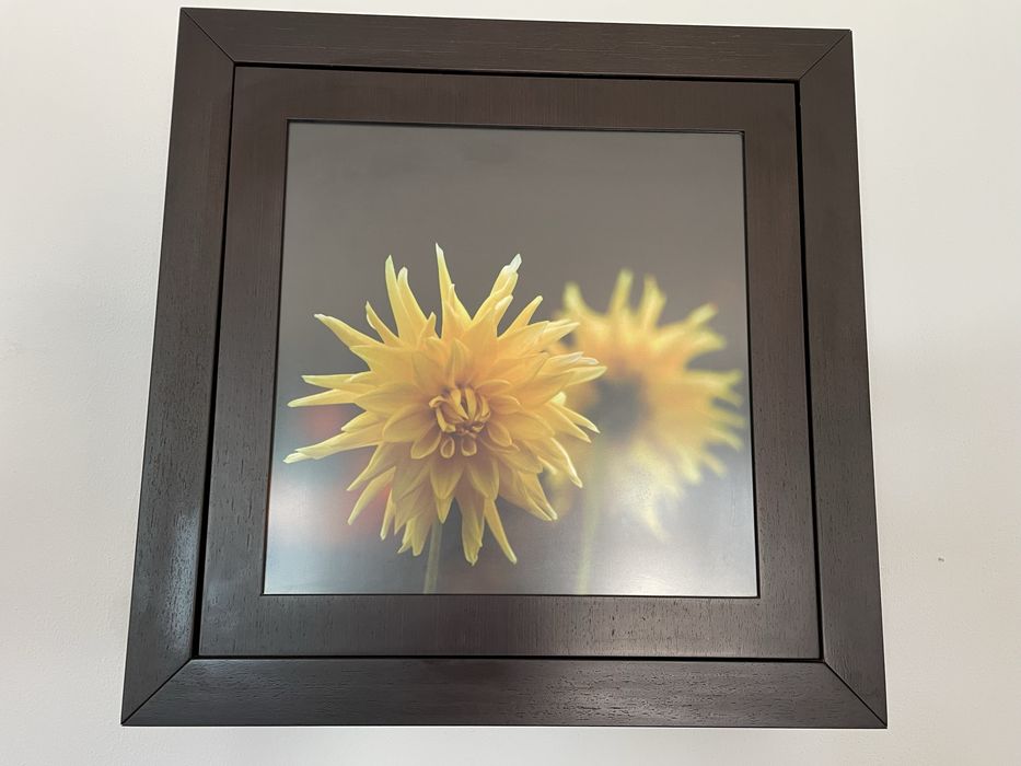 Armário em cubo decorativo