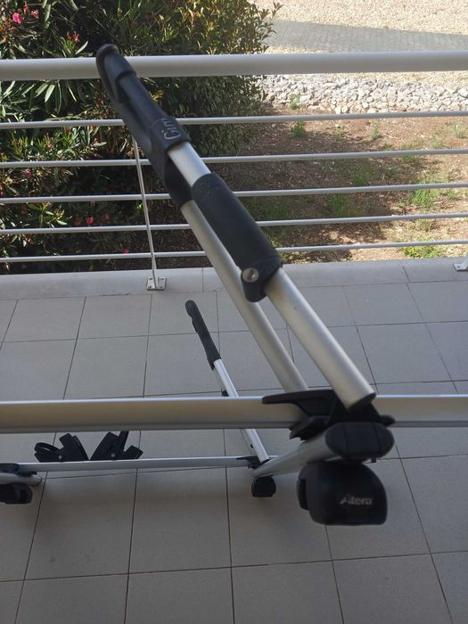 Conjunto de suportes para bicicletas Atera Giro